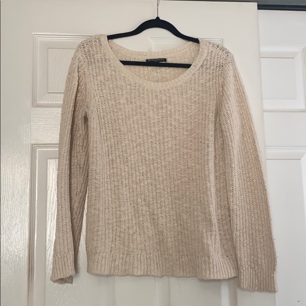 Brandy Melville sweater